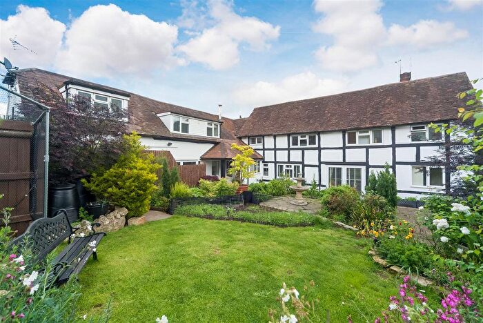 5 Bedroom Detached House For Sale In Three Springs Road Pershore, Worcestershire, WR10