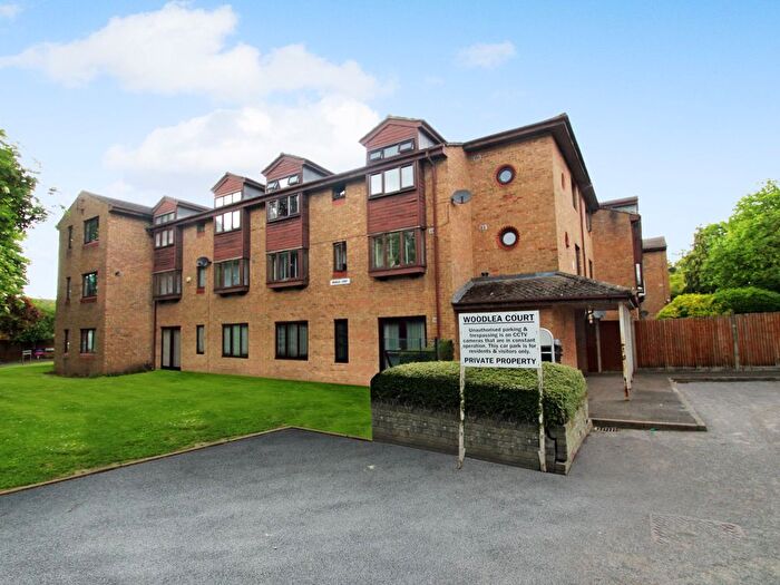 Studio For Sale In Woodlea Court, Verona Close, UB8