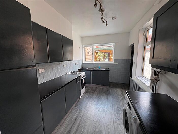 3 Bedroom House To Rent In Owston Road, Carcroft, Doncaster, DN6