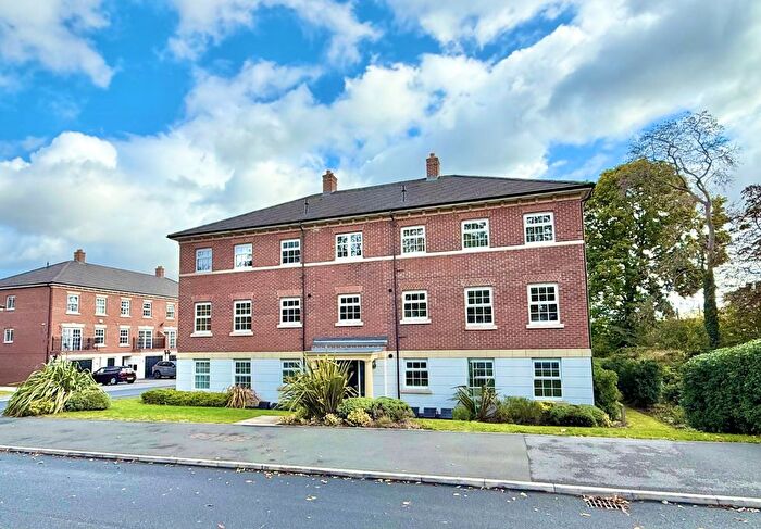 2 Bedroom Flat For Sale In Butler Way, Wakefield, West Yorkshire, Uk, WF1