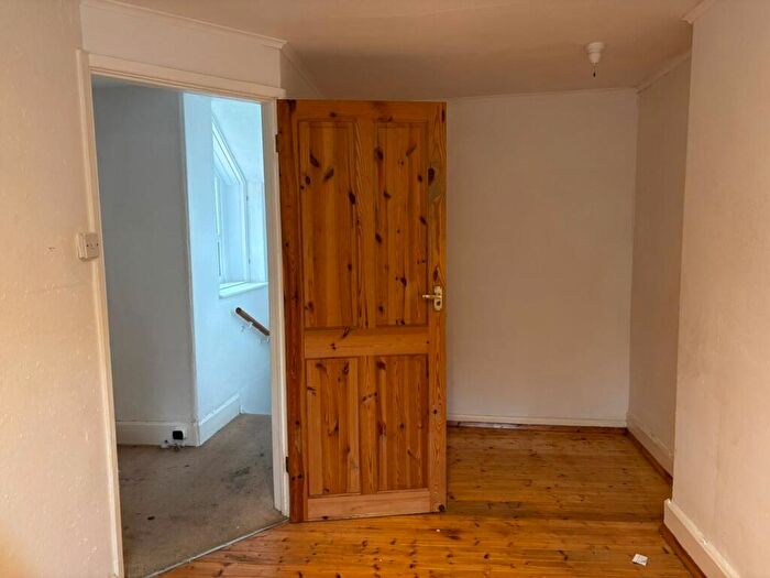 2 Bedroom Cottage For Sale In Wookey Hole, Wells, BA5