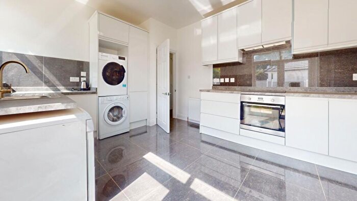 4 Bedroom End Of Terrace House To Rent In Fir Tree Avenue, Mitcham, CR4