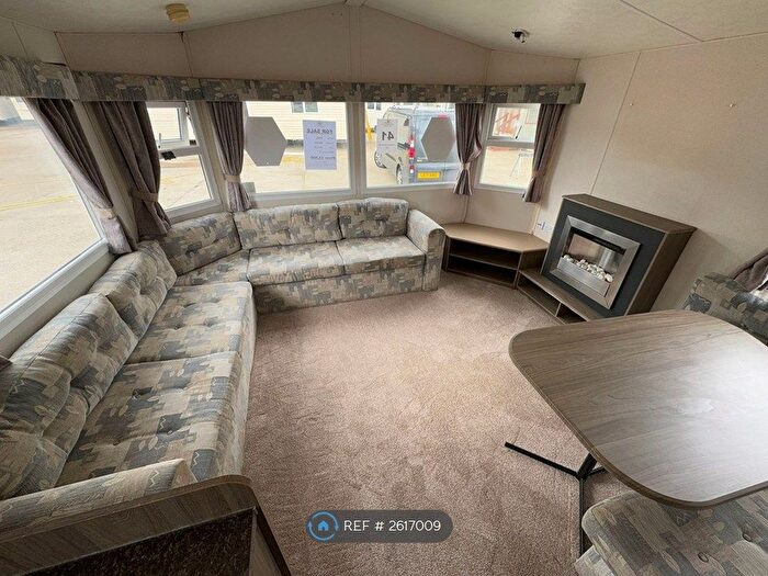 2 Bedroom Mobile/park Home To Rent In Newells Lane, West Ashling, PO18