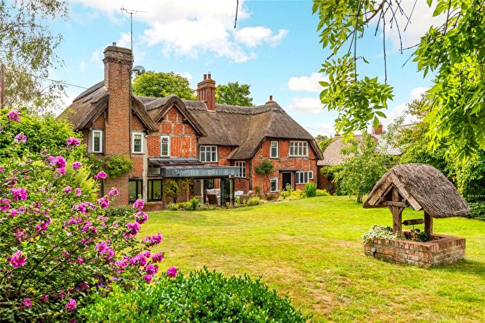 6 Bedroom Detached House For Sale In Main Street, Adstock, Buckingham, Buckinghamshire, MK18