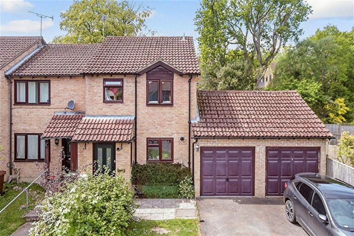3 Bedroom End Terrace House For Sale In Bridger Way, Crowborough, East Sussex, TN6