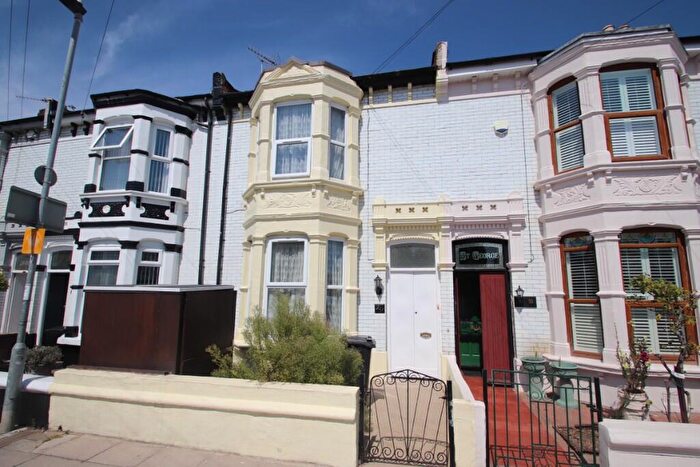 3 Bedroom Terraced House For Sale In Wadham Road, Portsmouth, Hampshire, PO2