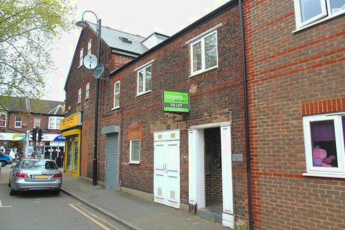 1 Bedroom Flat To Rent In Bruce Grove, Watford, WD24