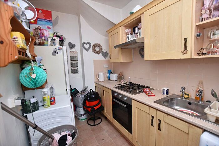 3 Bedroom End Of Terrace House For Sale In Darfield Road, Leeds, West Yorkshire, LS8