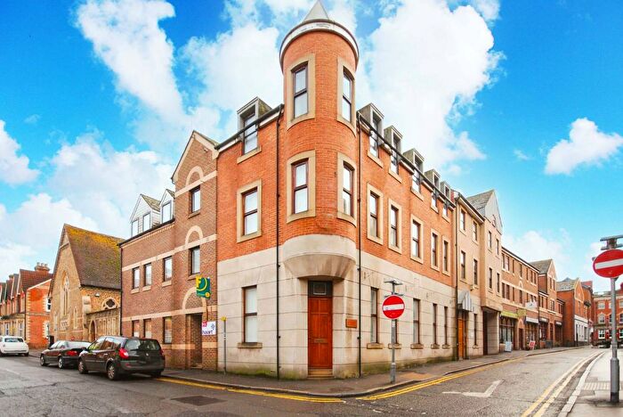 1 Bedroom Flat To Rent In Martyr Road, Guildford, GU1