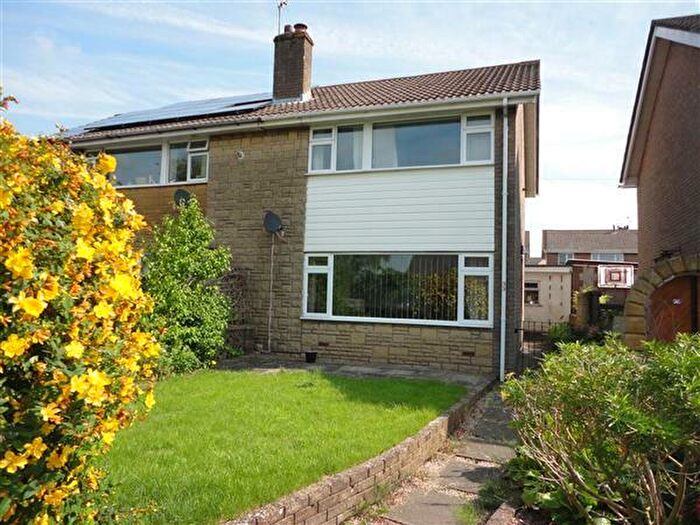 3 Bedroom Semi-Detached House To Rent In Ash Grove, Caldicot, NP26