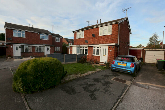 2 Bedroom Semi-Detached House To Rent In Kenilworth Avenue, Sutton-in-Ashfield, NG17