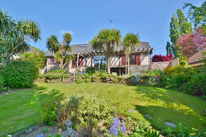 4 Bedroom Detached House For Sale In Tillington, Near Petworth, West Sussex, GU28