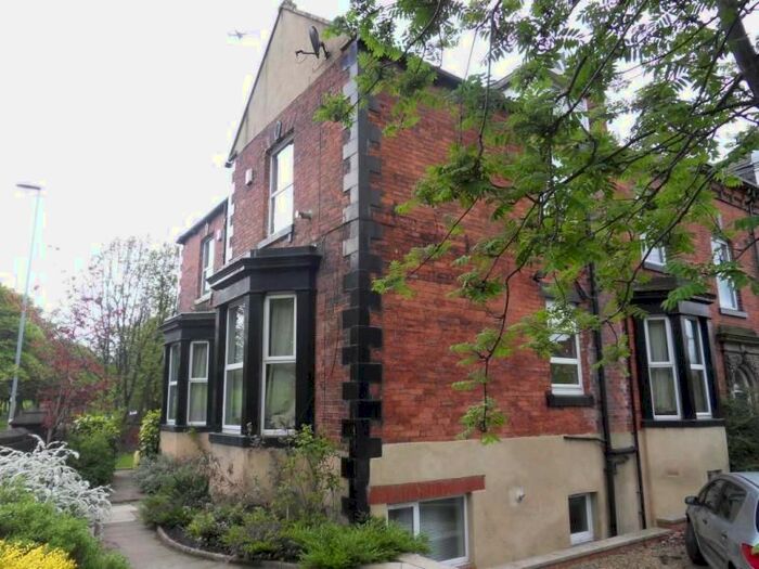1 Bedroom Flat To Rent In Hyde Park Road, Leeds, West Yorkshire, LS6