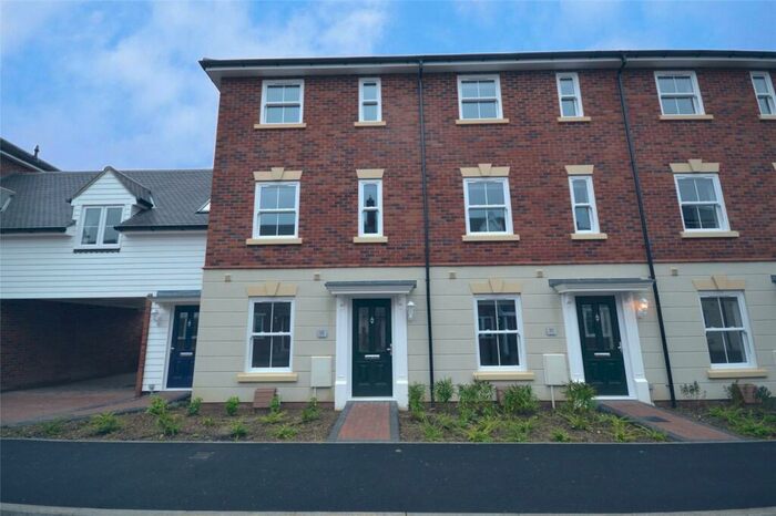 3 Bedroom End Of Terrace House To Rent In Guelder Rose, CM6