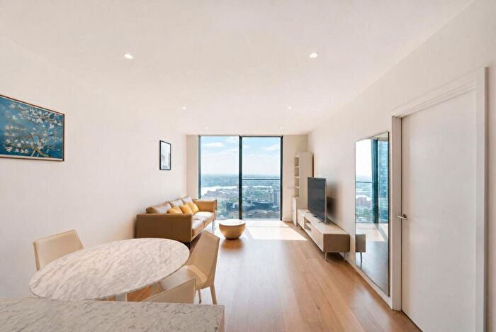 1 Bedroom Apartment For Sale In Marsh Wall, Hampton Tower, E14