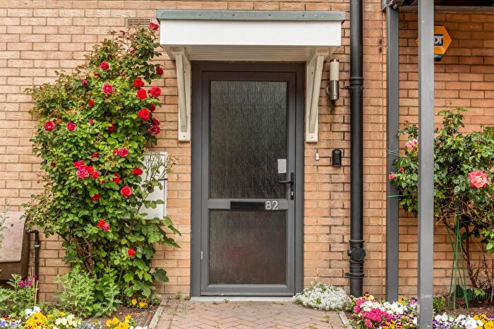 1 Bedroom Apartment To Rent In Fairthorn Road, Charlton, SE7