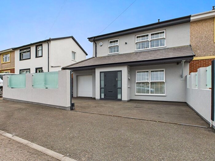 4 Bedroom Semi-Detached House For Sale In Heol Cadifor, Penlan, SA5