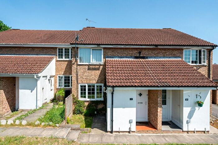 1 Bedroom Maisonette For Sale In Ramson Rise, Hemel Hempstead, HP1