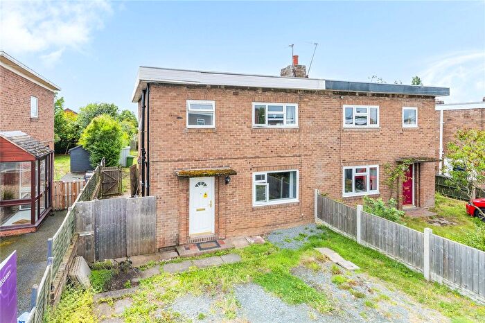 3 Bedroom Semi-Detached House For Sale In East Avenue, Donnington, Telford, Shropshire, TF2