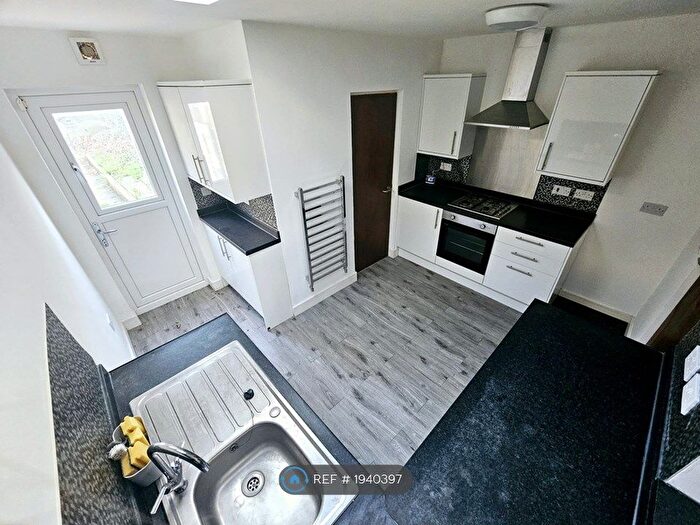 4 Bedroom Terraced House To Rent In Empress Road, Gravesend, DA12