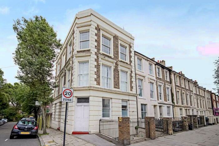 3 Bedroom Flat To Rent In Junction Road, Upper Holloway, N19