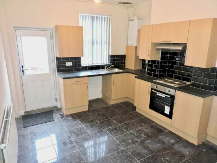 2 Bedroom End Of Terrace House To Rent In Wilkinson Street, Barnsley S70