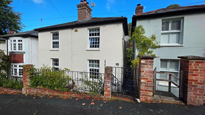 2 Bedroom Maisonette For Sale In Harrow Road East, Dorking, RH4