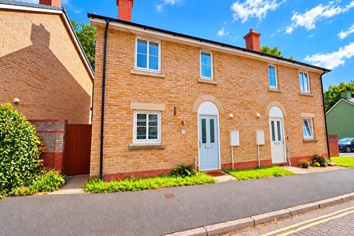 3 Bedroom Semi Detached House For Sale In Westaway Heights, Barnstaple, Devon, EX31