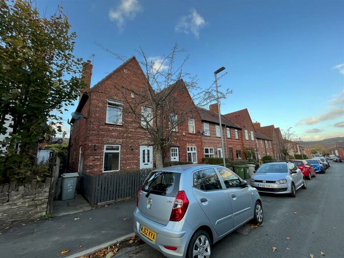 3 Bedroom House To Rent In Grange Road, Macclesfield, SK11