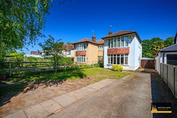 3 Bedroom Semi-Detached House For Sale In Rugby Road, Binley Woods, Coventry * Sought After Location *, CV3