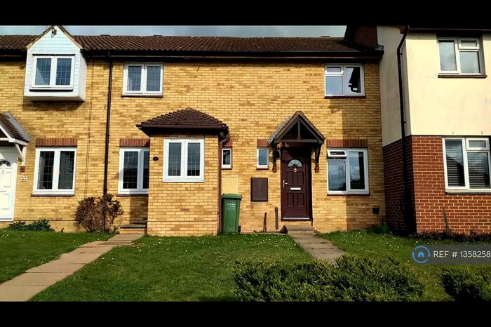 2 Bedroom Terraced House To Rent In Pebmarsh Drive, Wickford, SS12
