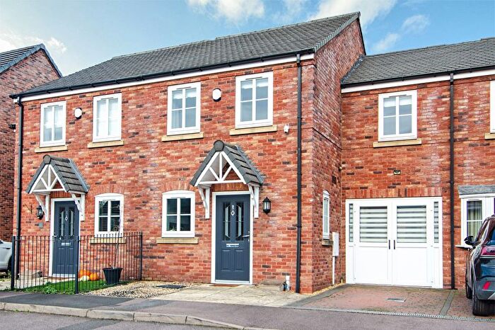3 Bedroom Terraced House For Sale In Oldacre Gardens, Walsall Wood, WS8