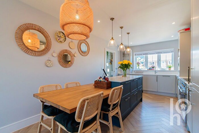 4 Bedroom Detached House For Sale In Scarborough Drive, Minster On Sea, ME12