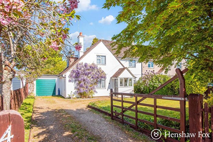 4 Bedroom Semi-Detached House For Sale In Foxes Lane, West Wellow, Hampshire, SO51