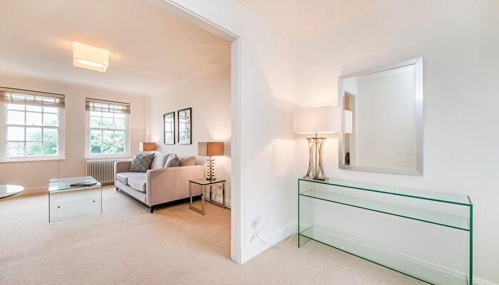 1 Bedroom Flat To Rent In Fulham Road, London, SW3