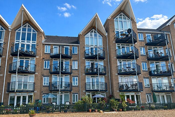 1 Bedroom Apartment For Sale In Valetta Way, Rochester, ME1