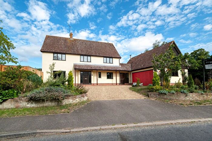 4 Bedroom Detached House For Sale In Low Road, Debenham, Stowmarket, IP14