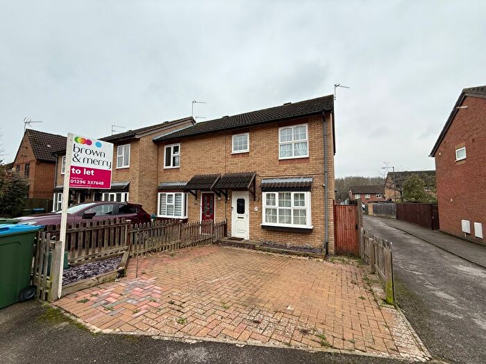 3 Bedroom Property To Rent In Anton Way, Aylesbury, HP21