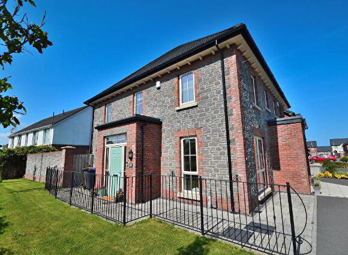3 Bedroom Semi-Detached House For Sale In Helens Wood Gardens, Bangor, BT19