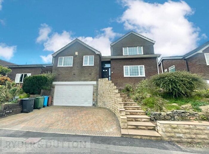 5 Bedroom Detached House To Rent In Noon Sun Close, Greenfield, Oldham, OL3