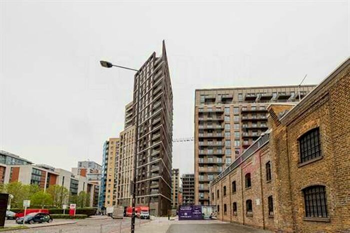2 Bedroom Apartment To Rent In Galleria House B Western Gateway London, E16