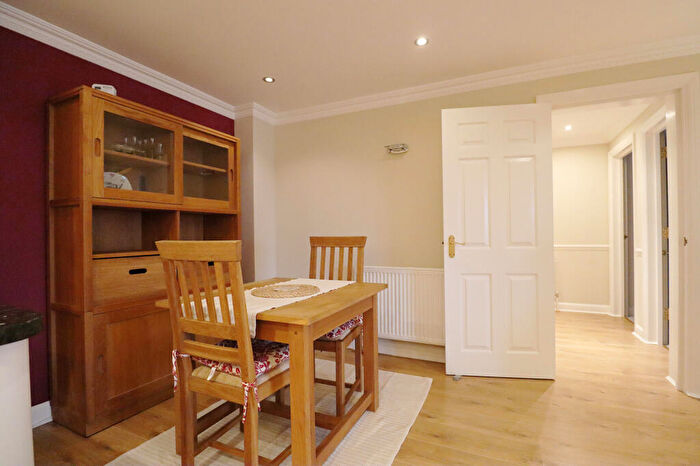 2 Bedroom Flat For Sale In Copers Cope Road, Beckenham, BR3