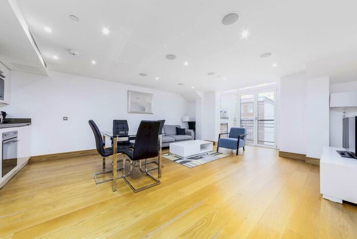 3 Bedroom Apartment To Rent In Jerome House, Lisson Grove, London, NW1