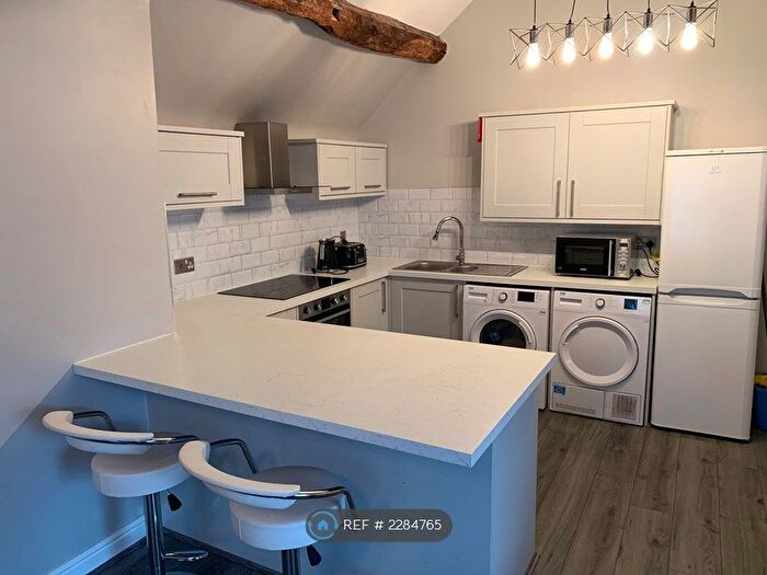 6 Bedroom Flat To Rent In Burscough Street, Ormskirk, L39