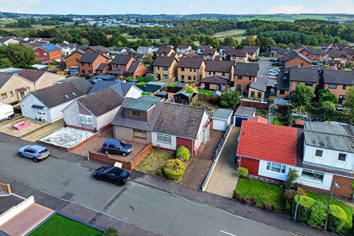 3 Bedroom Semi-Detached House For Sale In Credon Drive, Airdrie, ML6