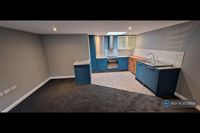 1 Bedroom Flat To Rent In Upper Station Road, Henfield, BN5