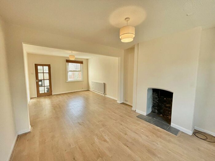 2 Bedroom Cottage To Rent In Station Road, Cholsey, OX10