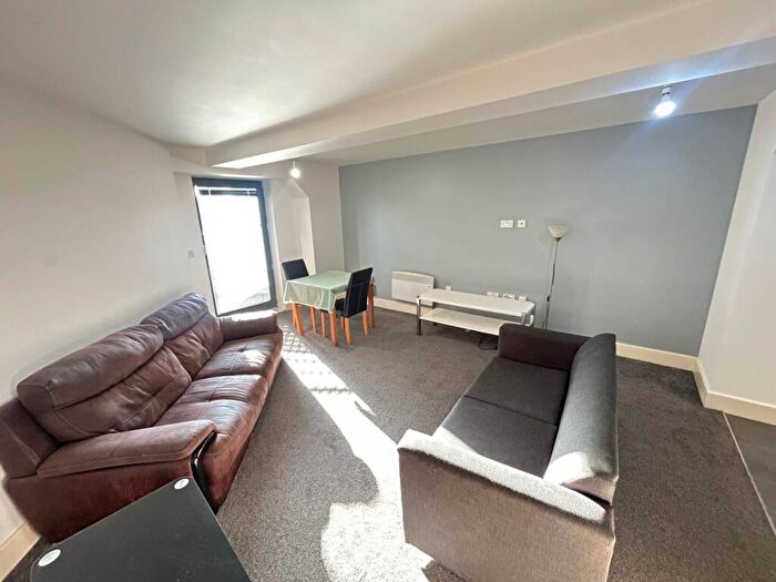 1 Bedroom Flat To Rent In Woolston Warehouse, Grattan Road, BD1