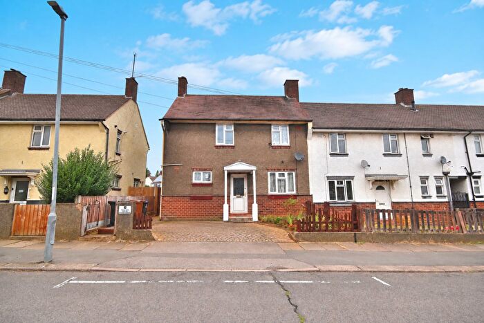 3 Bedroom Terraced House For Sale In St Francis Avenue, Northampton, NN5