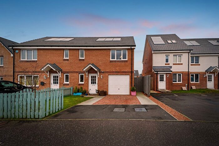 3 Bedroom Semi Detached House For Sale In Gilbertfield Wynd, Cambuslang, Glasgow, G72
